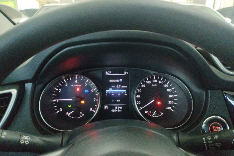 Used Nissan Qashqai 2023 Classic 2.0L CVT XV Comfort Edition
