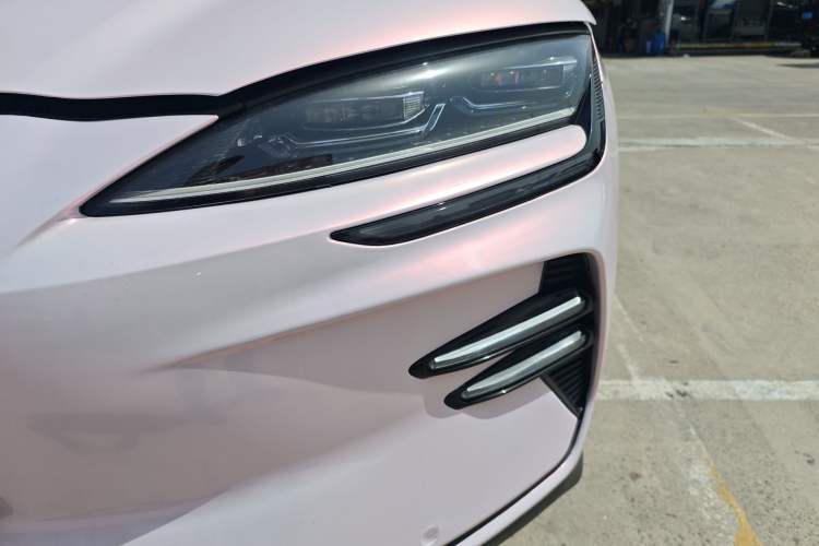 Used BYD Song PLUS New Energy 2023 Champion Edition EV 520KM Prestige Model Left Front Headlight