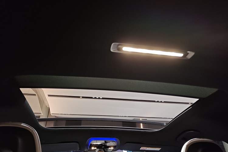 Used Mercedes-Benz GLC Coupe 2024 GLC 300 4MATIC Coupe SUV Headliner