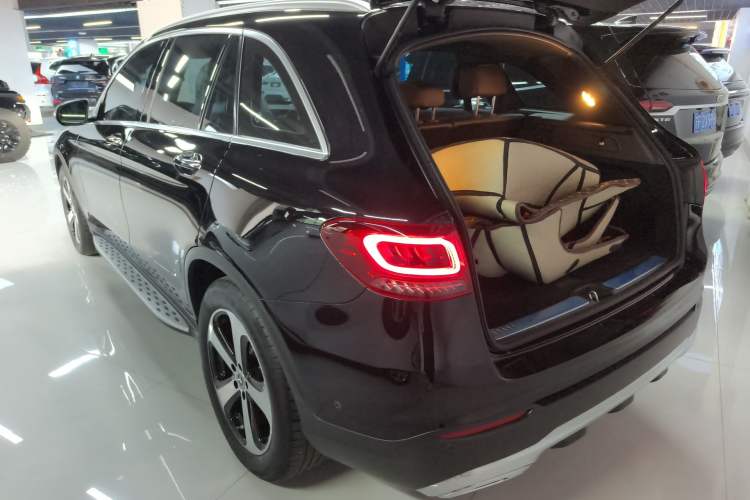 Used Mercedes-Benz GLC 2022 Refreshed GLC 260 L 4MATIC Dynamic Edition Rear Left 45 Deg