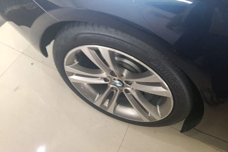 Used BMW 4 Series 2014 428i Convertible Sport Design Package Exterior 5