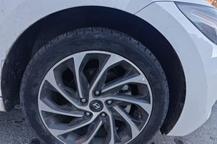 Used Hyundai Elantra (6th Generation / Lingdong) 2020 1.5L CVT Smart & Stylish – Elite Version
