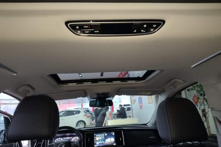 Used GAC Trumpchi M8 2023 Lingxiu Series 390T Prestige Edition
