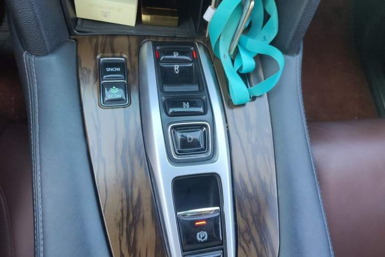 Used Honda UR-V 2017 370TURBO 2WD Prestige Edition China V