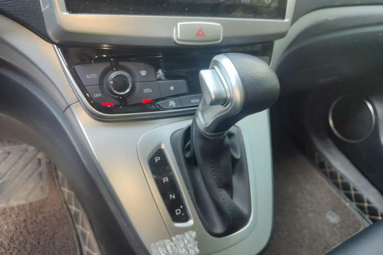 Used Haval M6 2019 1.5T DCT Two-Wheel Drive Elite Version China VI Standard
