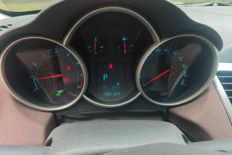 Used Chevrolet Cruze 2013 Hatchback 1.6L Automatic Luxury Model
