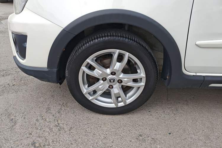 Used CHANGAN CX20 2014 1.4L Manual Sport Edition China V Standard
