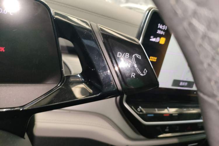 Used Volkswagen ID.6 CROZZ 2022 Standard Range PURE Edition Gear Lever