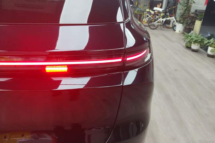 Used Li Auto L6 2024 Pro Model Right Rear Taillight