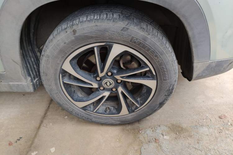 Used Dongfeng Fengon S560 2018 1.8L Manual Luxury 7-Seater Right Front Wheel Hub