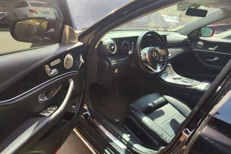 Used Mercedes-Benz E-Class 2019 E 260 L Sport Edition
