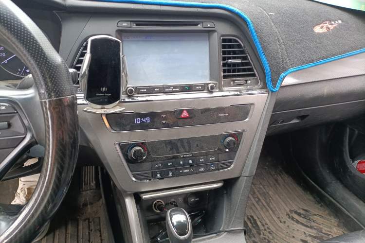 Used Hyundai Sonata 2015 1.6T GS Fashion Edition Audio And AC Panel