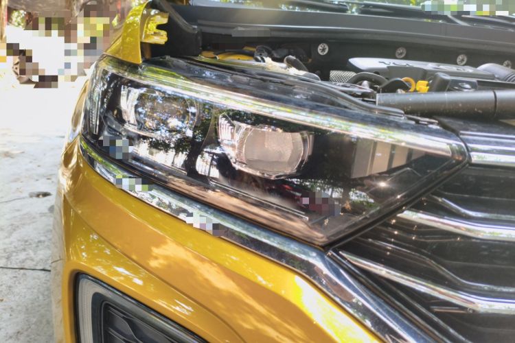 Used Volkswagen T-ROC 2018 280TSI DSG Two-Wheel-Drive Comfort Version China V Standard Right Front Headlight