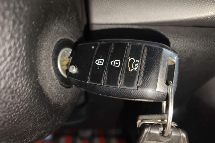 Used Kia kx1 Stonic 2019 1.4L Manual Fun Edition China VI Standard
