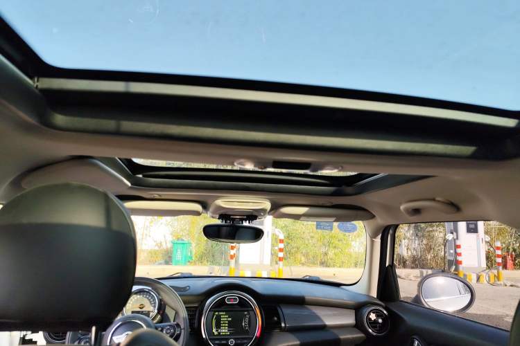 Used MINI MINI 2016 1.5T COOPER Five-Door Edition