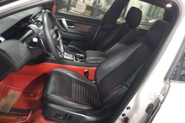 Used Land Rover Discovery Sport 2022 249 PS R-Dynamic S Performance Edition 5 Seats Left Front Seat