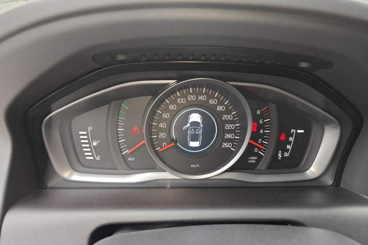 Used Volvo XC60 2017 T5 AWD Smart Upgrade Model