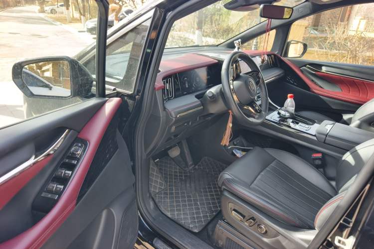 Used GAC Trumpchi M8 2023 Zongshi Series 400T Ultimate Edition
