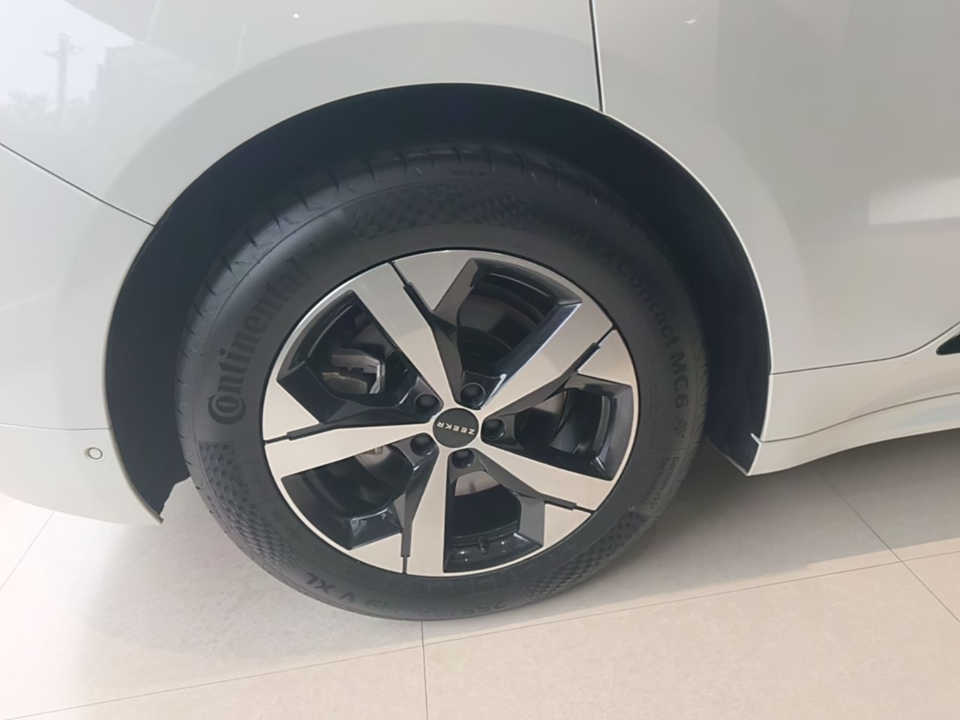Zeekr 001 2023 WE Edition 86 kWh — снимка 11