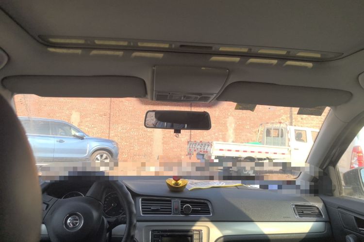 Used Volkswagen Lavida 2013 Restyled Classic 1.6L Manual Comfort Edition Headliner