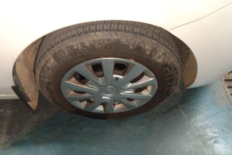 Used Chevrolet Lova RV 2016 1.5L Automatic Comfort Edition
