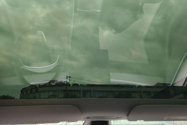 Used Tesla Model 3 2025 Rear-Wheel-Drive Version Headliner