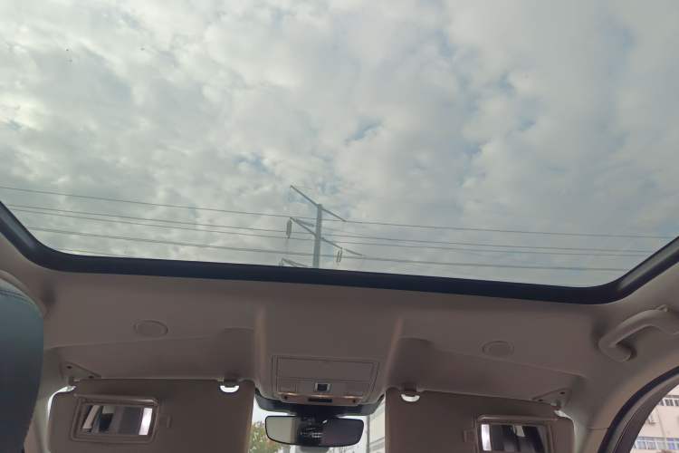 Used Land Rover Discovery Sport 2025 249 PS Performance Tech Edition Headliner