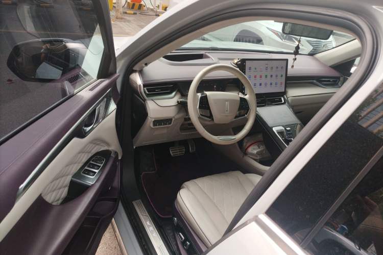 Used Wey Mocha 2021 2.0T Four-Wheel Drive Premium Edition
