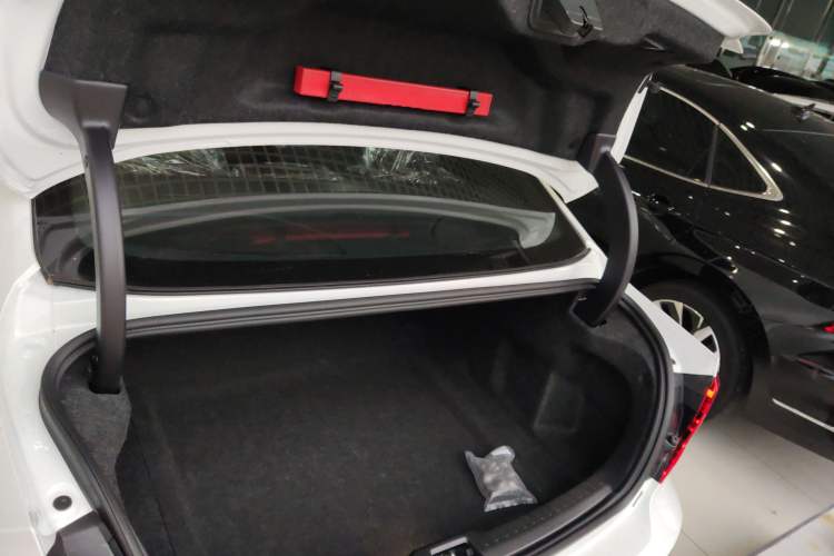 Used Volvo S60 2025 B4 Zhiyi Luxury Edition
