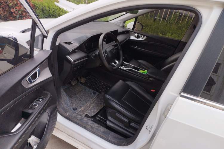 Used Wuling Jiachen 2022 1.5T CVT Smart Luxury Version Driver Seat