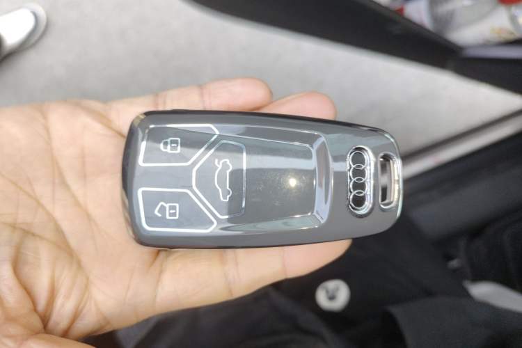 Used Audi Q5L Sportback 2022 40 TFSI Fashion Model
