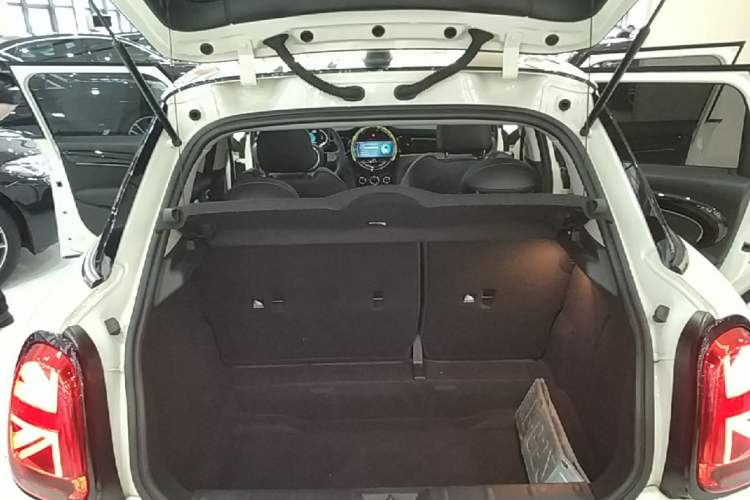 Used MINI 2023 1.5T COOPER Artist Five-Door Edition