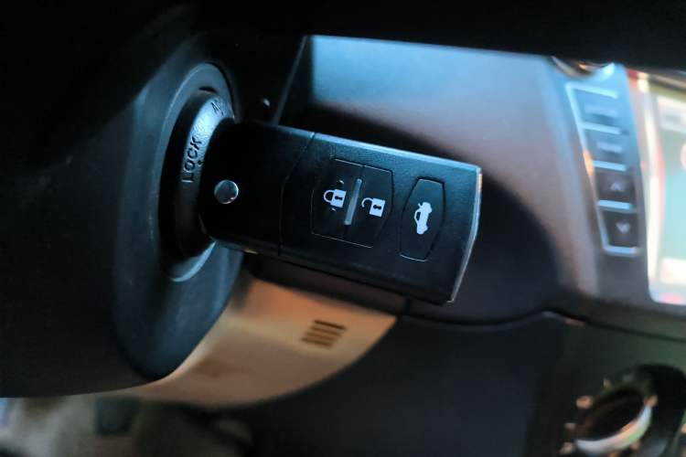 Used Mazda 3 2011 Sedan 1.6L Manual Comfort Model
