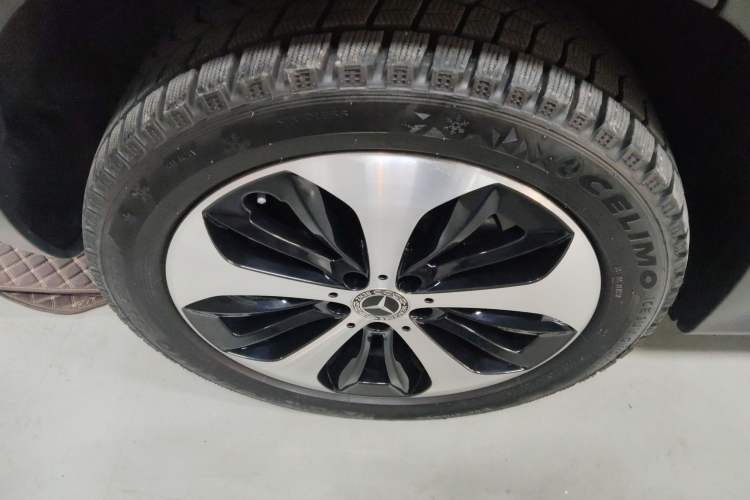 Used Mercedes-Benz GLB 2023 GLB 220 Fashion Model