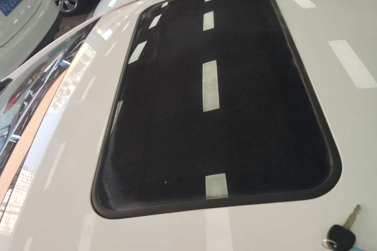 Used Kia K3 2016 1.6L Automatic with Sunroof