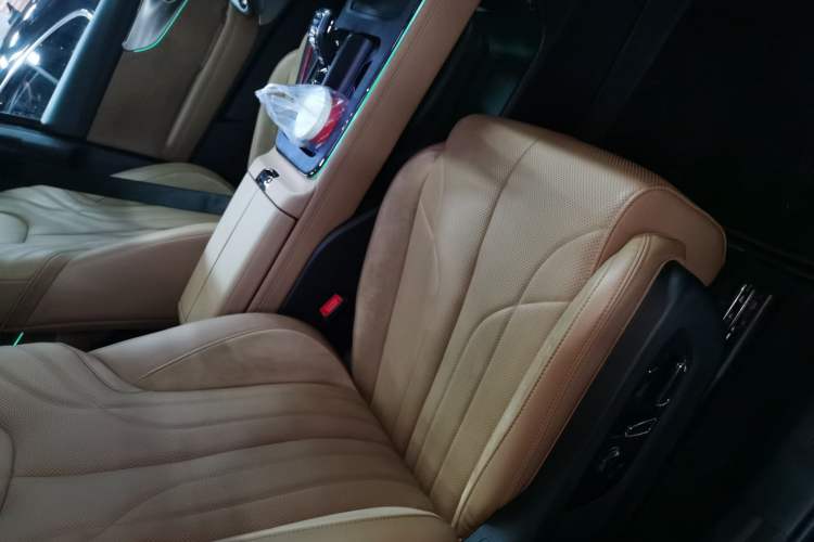 Used GAC Trumpchi ES9 2024 PHEV with 143 km Max Right Front Seat