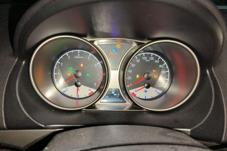 Used Geely Auto GX7 2015 Classic Edition 1.8L Manual Urban Model China IV