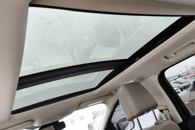 Used Ford Kuga 2013 2.0L GTDi Four-Wheel Drive Premium Model Headliner