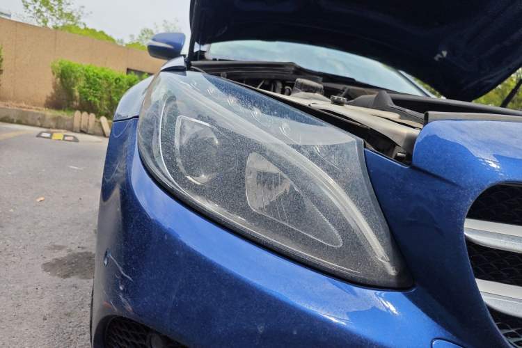 Used Mercedes-Benz C-Class 2015 Revised C 200 L Sport Edition Right Front Headlight