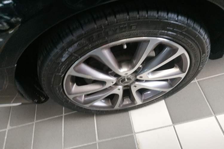 Used Mercedes-Benz E-Class 2020 Facelift E 260 L