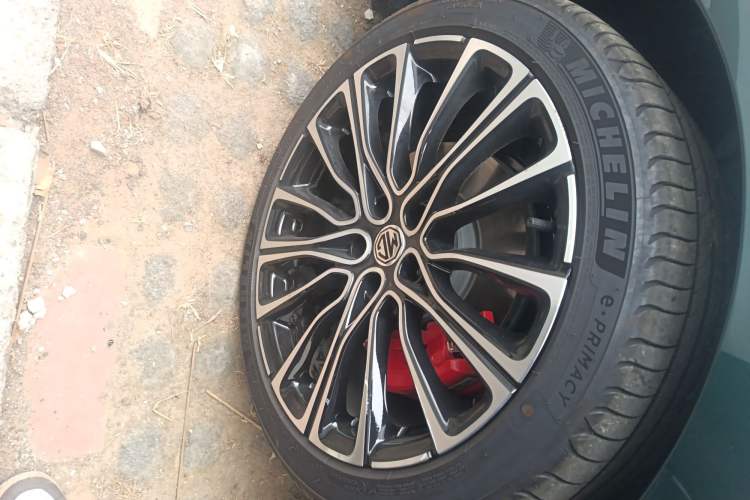 Used MG 7 2025 2.0T 405 AT Luxury Edition