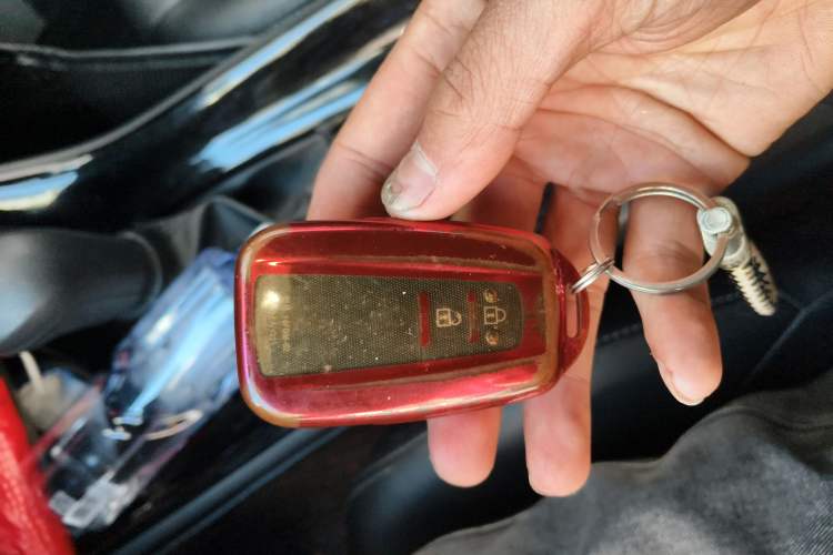 Used Toyota IZOA 2020 2.0L Enjoy Edition
