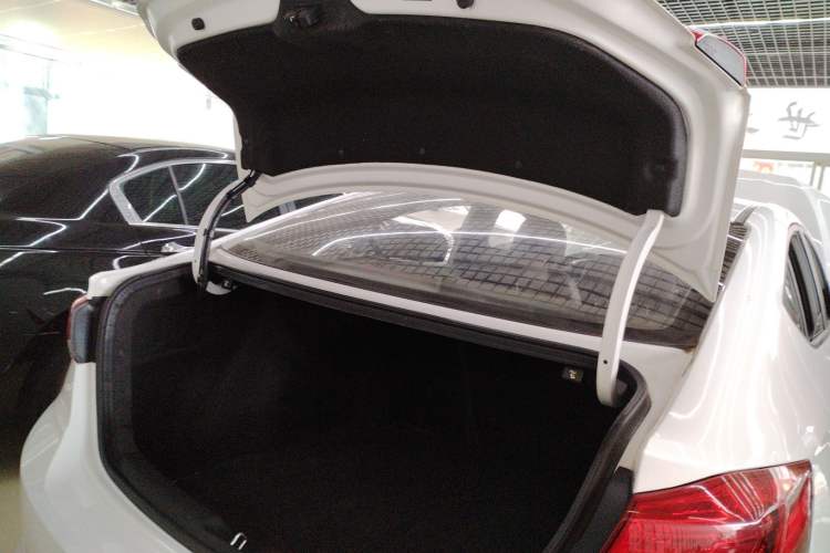 Used Hyundai Elantra (6th Generation / Lingdong) 2019 1.4T Dual-Clutch Xuan Dong · Dynamic Model