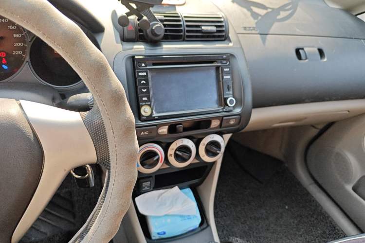 Used Everus S1 2012 1.3L Manual Comfort Edition
