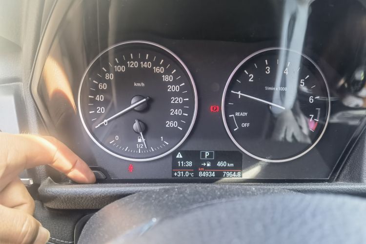 Used BMW 2 Series Active Tourer 2015 218i Sports Design Package Odometer Close Up