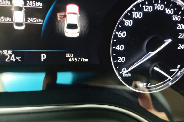 Used Toyota Avalon 2019 2.5L Touring Premium Version China VI Standard
