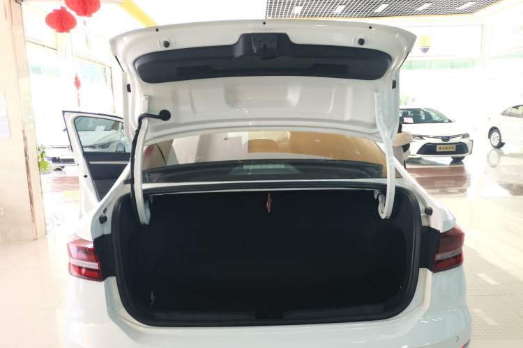 Used Volkswagen Lavida 2022 280TSI DSG Comfort Edition Trunk