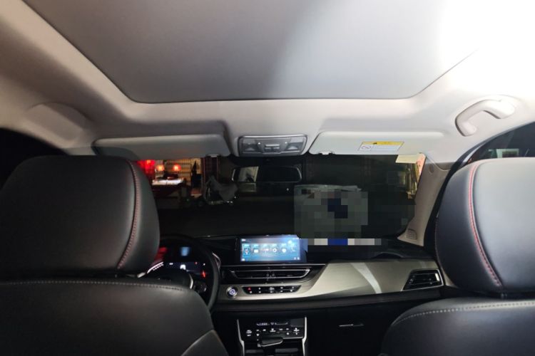 Used CHANGAN CS75 2020 280T DCT Luxury Version China VI Standard Headliner