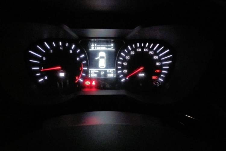 Used GAC Trumpchi GS4 2016 235T G-DCT Elite Edition Instrument Cluster