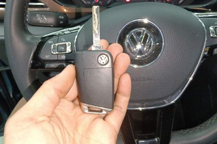 Used Volkswagen Tharu 2020 280TSI Two-Wheel Drive Luxury Edition China VI Standard